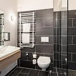 Aqualux Wellness- & Tagungshotel 호텔 바트살츠흘리르프