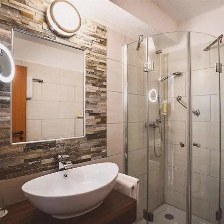 Aqualux Wellness- & Tagungshotel