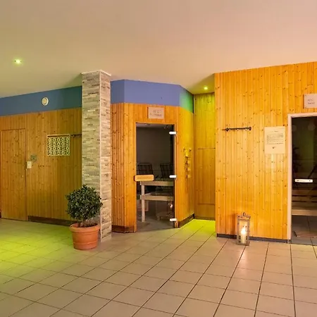 Aqualux Wellness- & Tagungshotel Hotel 4*