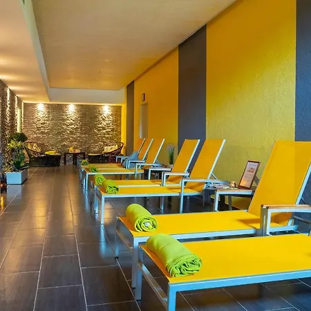Aqualux Wellness-&tagungshotel Hotel