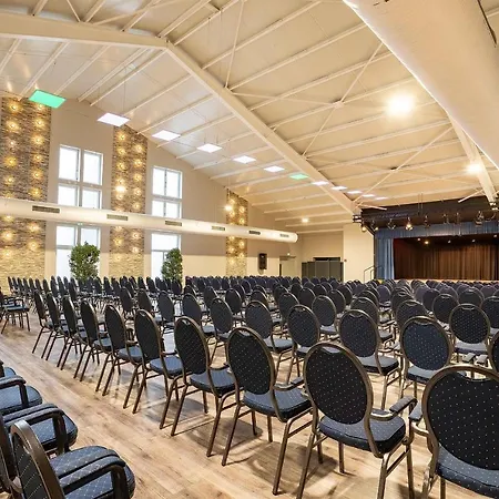 Ξενοδοχείο Aqualux Wellness- & Tagungshotel 4*