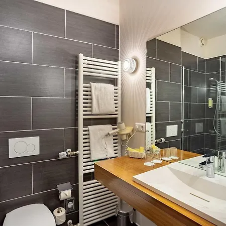 Aqualux Wellness- & Tagungshotel 4* Bad Salzschlirf