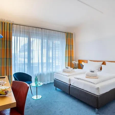 Aqualux Wellness- & Tagungshotel باد سالزشليرف