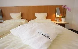 فندق Aqualux Wellness- & Tagungshotel 4*