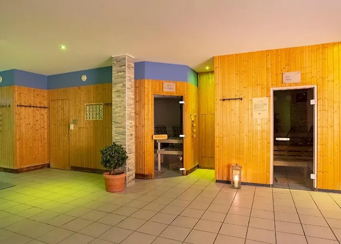 Aqualux Wellness- & Tagungshotel Hotel 4*