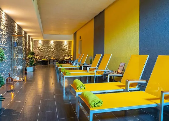 Aqualux Wellness-&tagungshotel Hotel