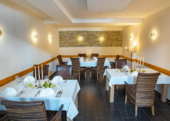 Aqualux Wellness-&tagungshotel Hotel 4*