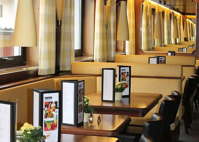 Aqualux Wellness- & Tagungshotel 4*