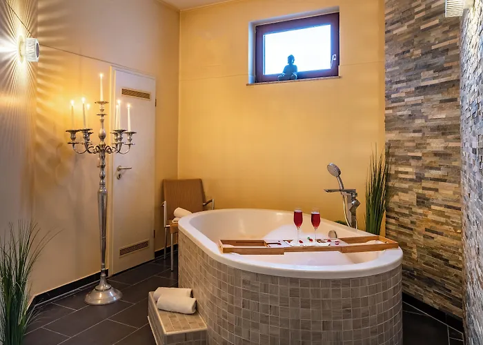 Aqualux Wellness-&tagungshotel 4* Bad Salzschlirf